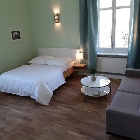 Casa Πανσιόν 2*