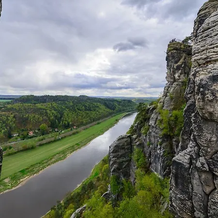 Casa Πανσιόν Πίρνα